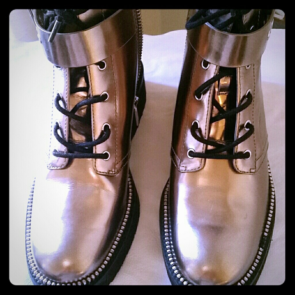 UNISEX MICHAEL KORS LEATHER PLATINUM Ankle Boots